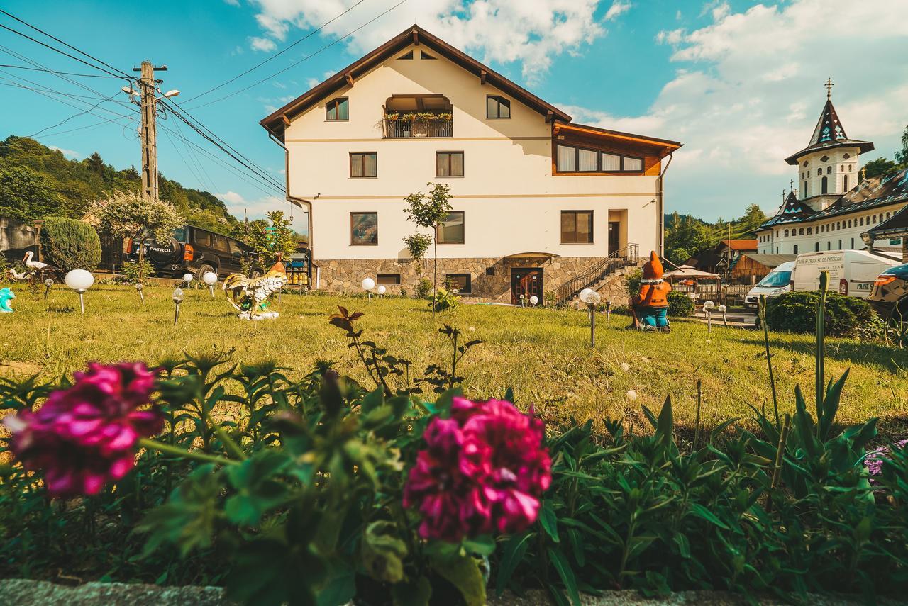 Apartmán Eco-Tim Moisei Exteriér fotografie